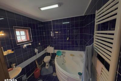 Casă cu 5 camere cu Teren 377 Mp în Zamora - 6