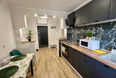 Apartament cu 2 camere decomandat, mobilat în Calea București