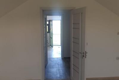 Casă cu 4 camere cu Teren 320 Mp în Valu lui Traian