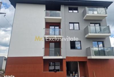 Apartament cu 3 camere în Smeura