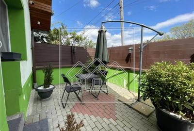 Apartament cu 2 camere decomandat, mobilat în Calea Poplăcii