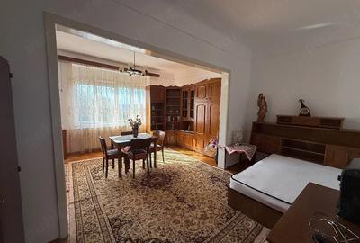 Casă cu 3 camere cu Teren 550 Mp în Central