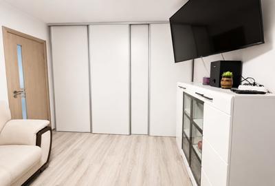 Apartament cu 3 camere decomandat în Între Lacuri - 4