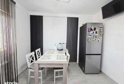 Apartament cu 2 camere decomandat, mobilat în Micro 17