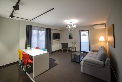 Apartament cu 2 camere decomandat în Tractorul - 1