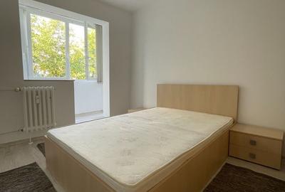 Apartament cu 2 camere semidecomandat, mobilat în Circumvalațiunii
