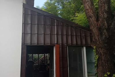 Casă cu 3 camere în Tonea