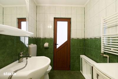 Apartament cu 4 camere, mobilat în Găvana