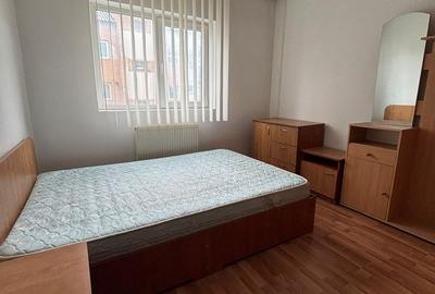 Apartament cu 4 camere decomandat în Iedera - 12