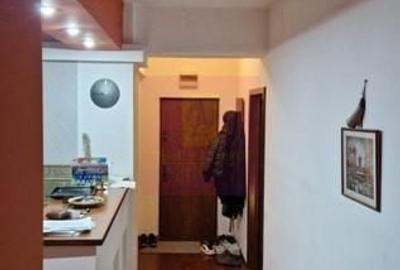 Apartament cu 2 camere decomandat în Drumul Sării
