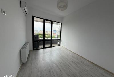 Spațiu comercial, de 56 mp, în Central