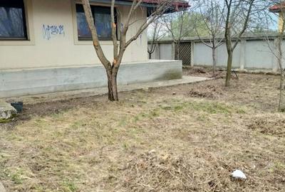 Casă cu 11 camere cu Canalizare în Brănești - 53