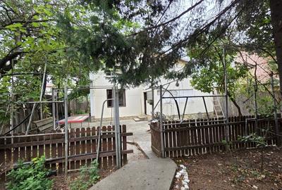 Casă individuală cu 6 camere cu Canalizare în Central - 7