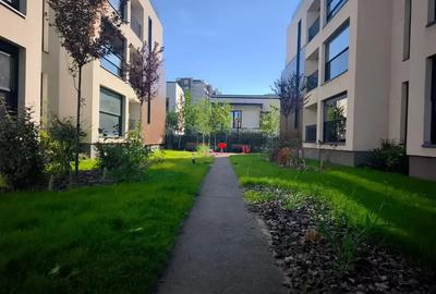 Apartament cu 2 camere decomandat în Titan