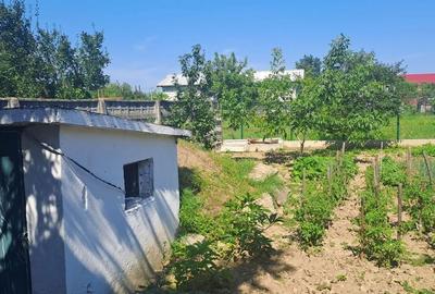 Casă cu 8 camere cu Teren 700 Mp în Semicentral