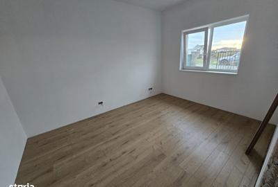 Casă cu 3 camere cu Teren 330 Mp în Moșnița Nouă - 10
