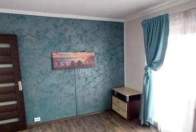 Apartament cu 2 camere semidecomandat, mobilat în P-ța Sfinții Voievozi - 1