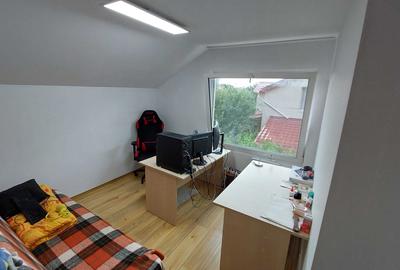 Casă cu 4 camere cu Teren 500 Mp în Șerbănești