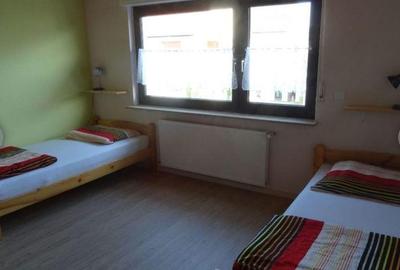 Casă cu 4 camere cu Teren 120 Mp în Brădești - 4
