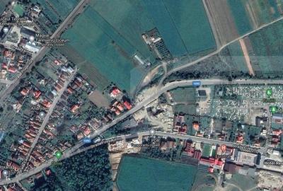 Teren de 2700 mp, în Central