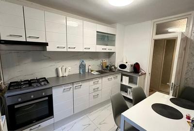 Apartament cu 3 camere semidecomandat în Malu Roșu - 3