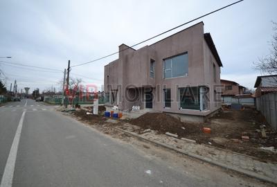Casă cu 4 camere cu Teren 240 Mp în Central - 4