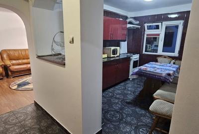 Apartament cu 3 camere decomandat, mobilat în Crângași - 14
