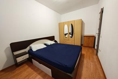 Apartament cu 2 camere semidecomandat în Km 5 - 17
