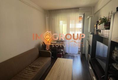 Apartament cu 2 camere decomandat în Nicolina