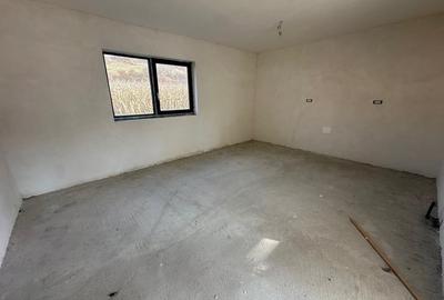 Casă individuală cu 3 camere cu Teren 450 Mp în Ampoița - 8