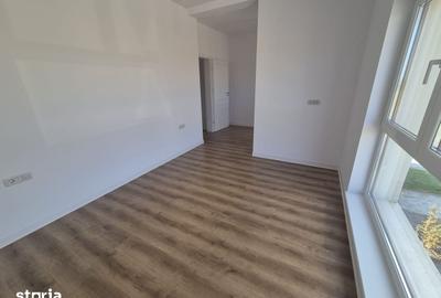 Casă cu 4 camere cu Teren 350 Mp în Central - 6
