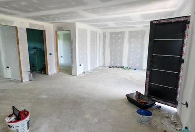 Casă cu 3 camere în Dumbrava - 4