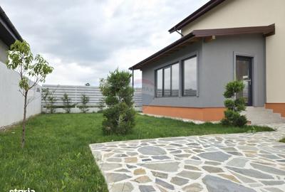 Casă cu 4 camere în Petrești