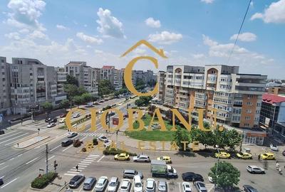 Apartament cu 2 camere decomandat în Calea București