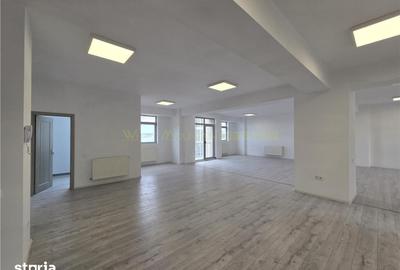 Spațiu comercial, de 122 mp, în Centrul Civic