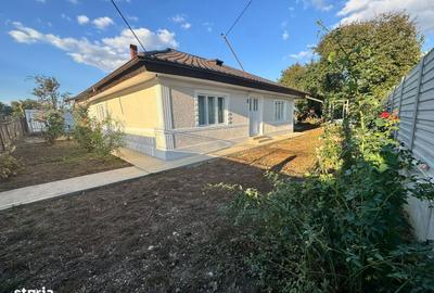 Casă cu 3 camere cu Teren 800 Mp în Central
