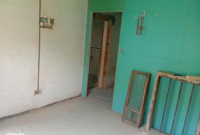 Casă cu 3 camere în Buduhala - 1