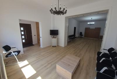 Casă cu 4 camere cu Teren 250 Mp în Central - 6