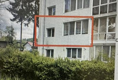 Apartament cu 2 camere decomandat în Petros