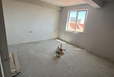 Apartament cu 2 camere decomandat în Brătianu