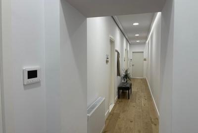 Casă individuală cu 10 camere cu Canalizare în Capitale - 3