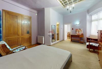 Apartament cu 2 camere semidecomandat în Centrul Istoric