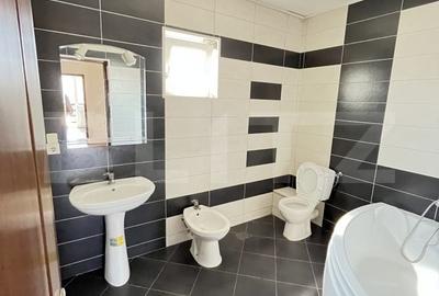 Casă cu 4 camere cu Teren 250 Mp în Central - 9