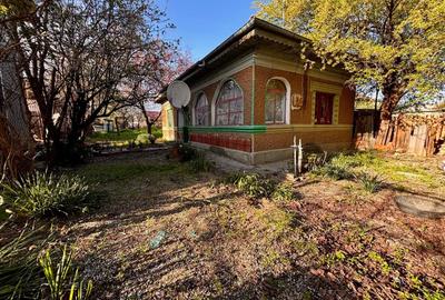 Casă cu 3 camere în Central