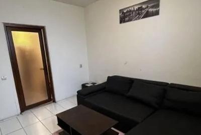 Garsonieră decomandată în CET