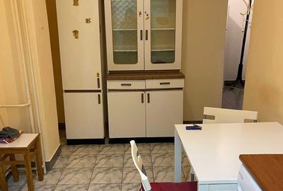 Garsonieră decomandată în Central - 7