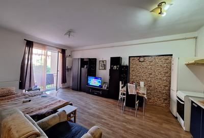 Apartament cu 2 camere semidecomandat în Florești