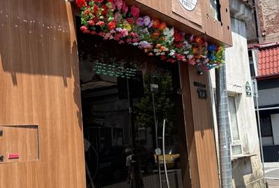 Casă în Central