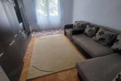 Apartament cu 3 camere decomandat în Unirii
