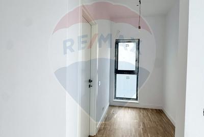 Casă cu 4 camere cu Teren 446.92 Mp în Corbeanca